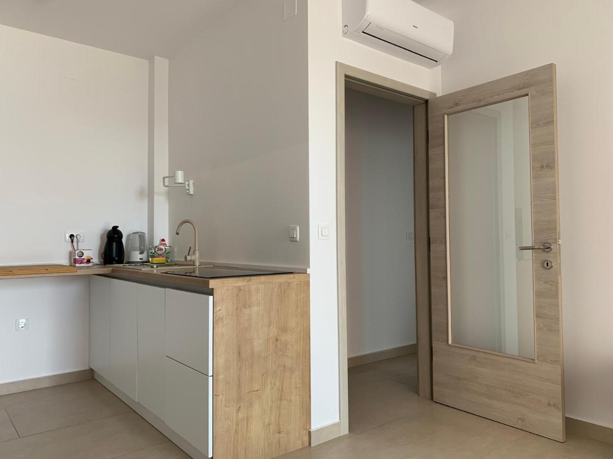 Apartment Garden Mandre Exterior foto